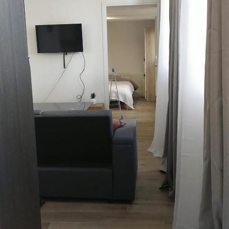 Ferienwohnung 2 Piece Avec Terrasse Ensoleille Suresnes Exterior foto